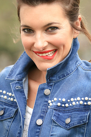 bonnie Biting lip